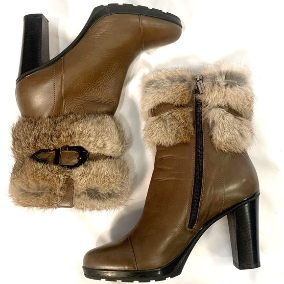 Aquatalia Pop Canyon Calf Leather Bootie with Fur - Picture 3 of 6